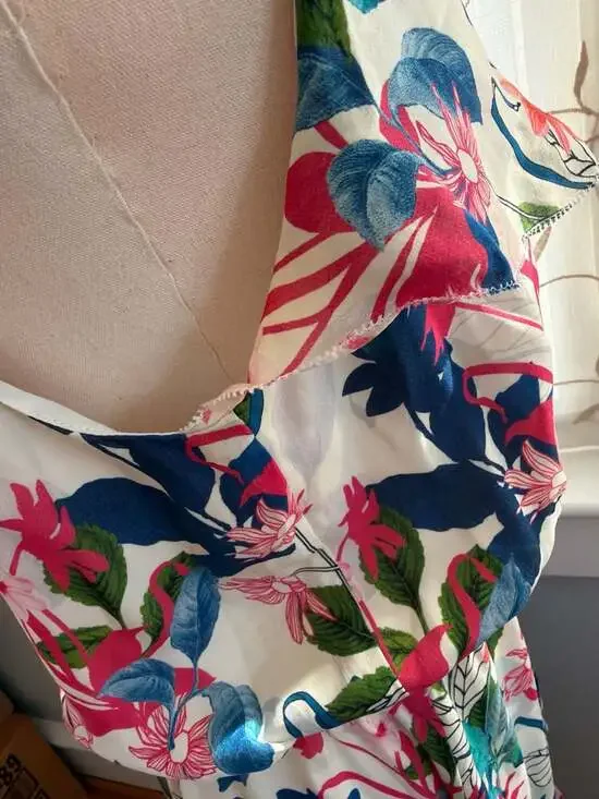 Parker 100% Silk Ruffle Front High-Low Floral Fiesta Dress Size Medium - Picture 5 of 9